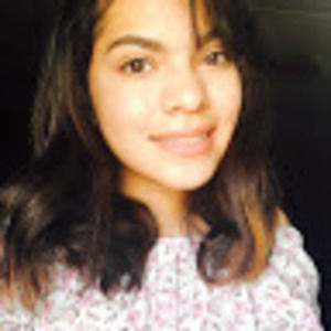 Meet your Posher, Lesly